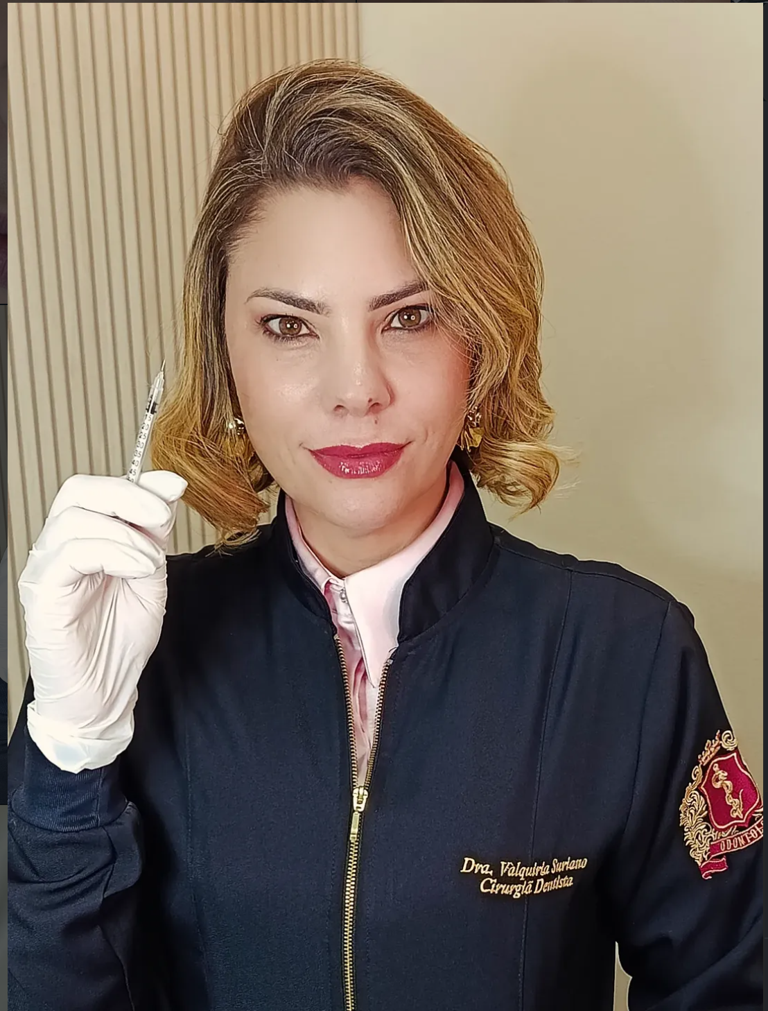 Dra. Valquiria Suriano — Cirurgiã Dentista e especialista em Harmonização Facial